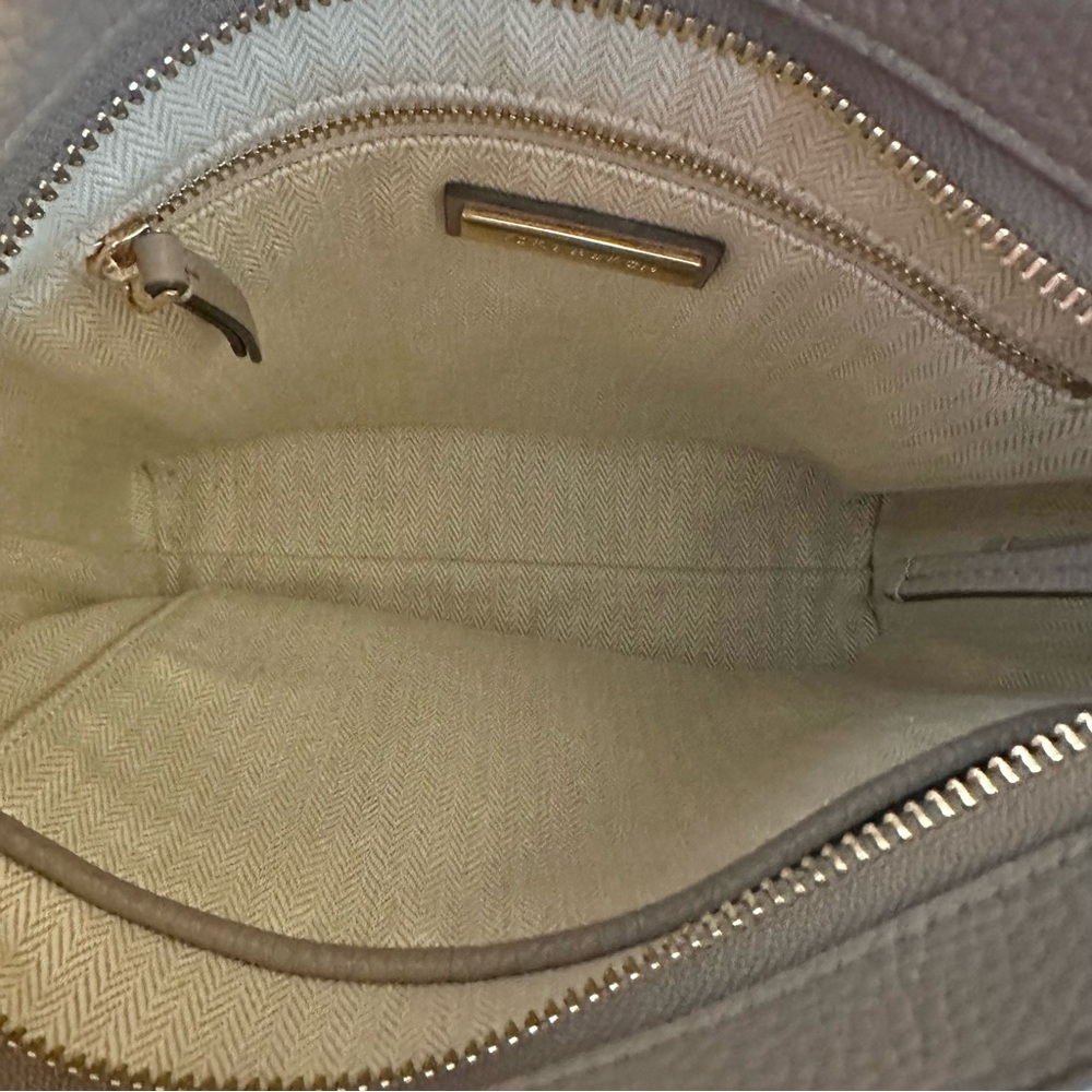 Tory Burch Gray Pebbled Leather Crossbody Purse - Picture 6 of 7